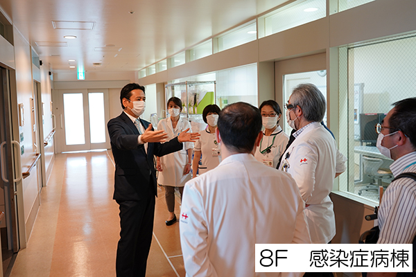 写真：山口佐賀県知事の訪問写真1
